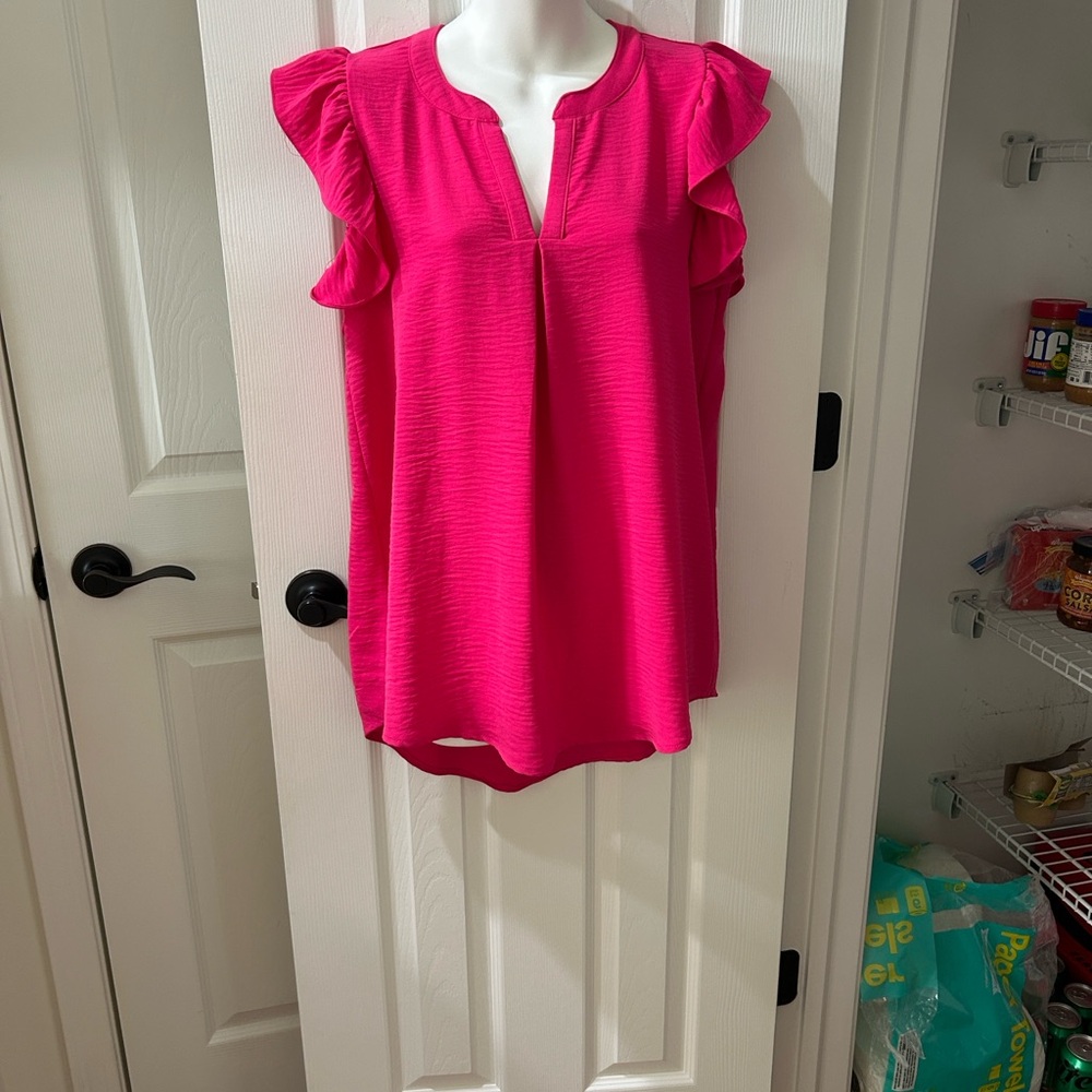 Deana women’s blouse size small
